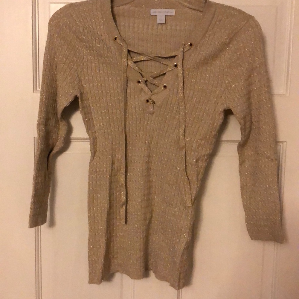 Fitted sweater